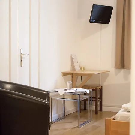 Vier Apartment