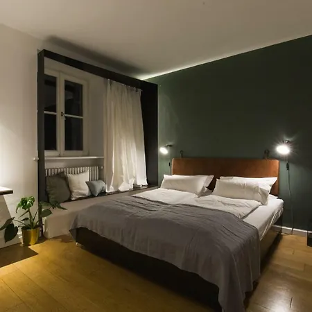 Vier Apartment