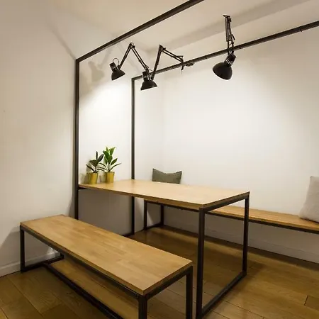 Vier Apartment