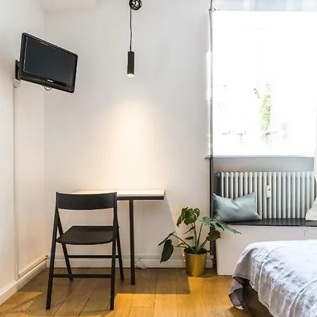 Vier Apartment